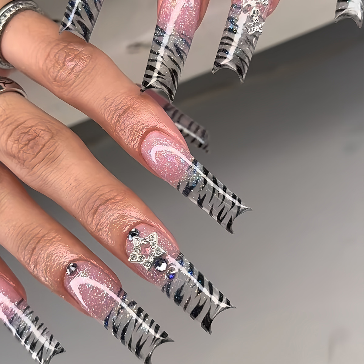 Nail Art Gliter - 24Pcs Long Coffin Pentagram Rhinestone False