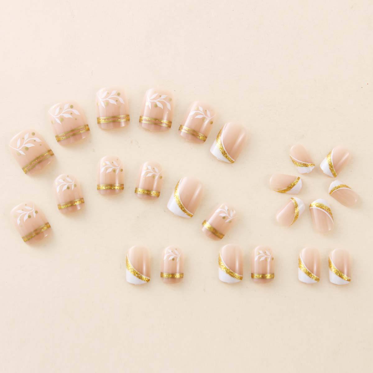 Nude Short Square Press On Nai - Nail Art Gliter recension och pris