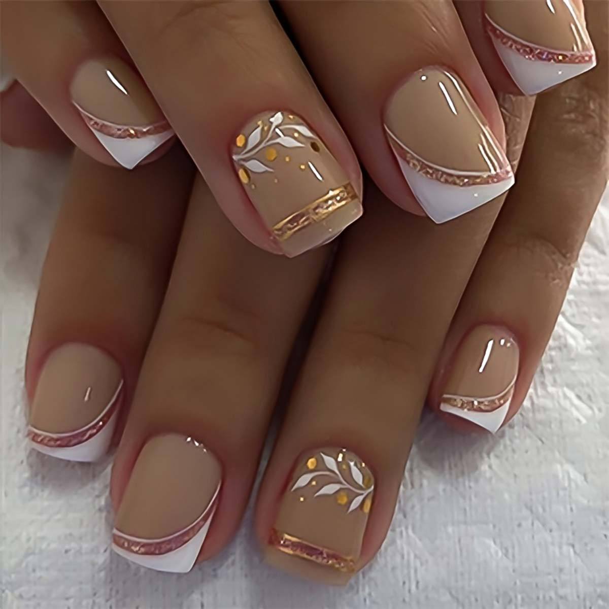 Nude Short Square Press On Nai - Nail Art Gliter recension och pris