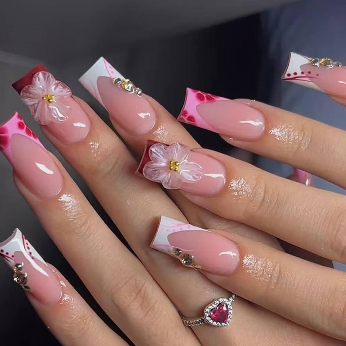 24pcs Wearable Square Press on - Nail Art Gliter recension och pris