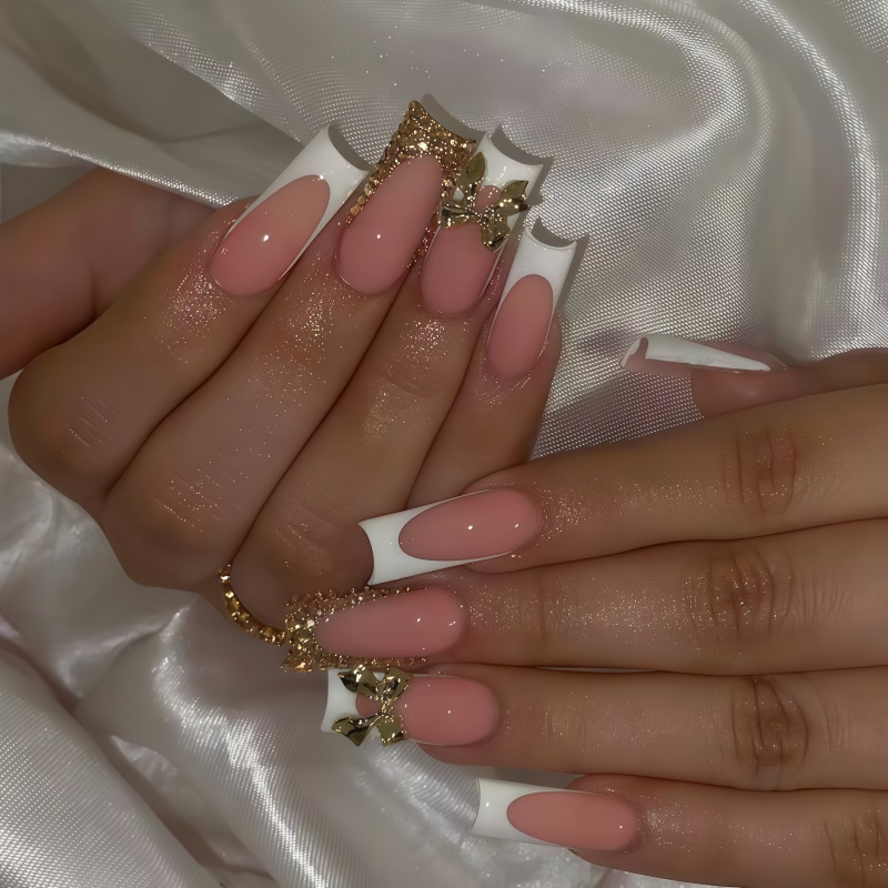 24PCS nail kit featuring a gol - Nail Art Elegant recension och pris